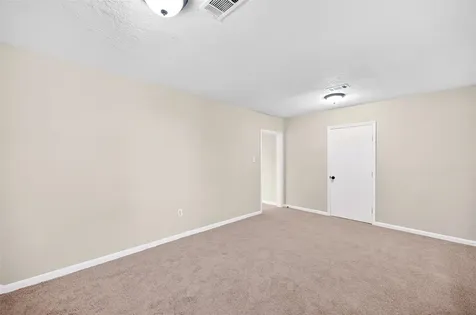 4918 Los Angeles Street Houston TX 77026