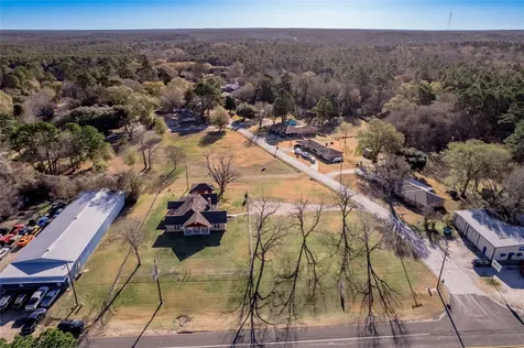 2201 Badger Lane Huntsville TX 77320