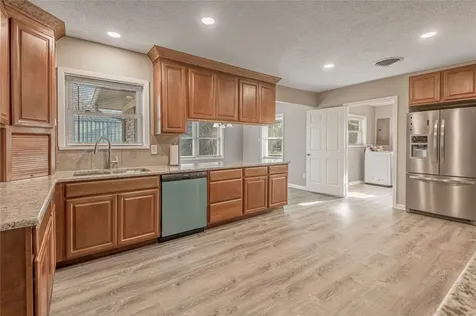 2201 Badger Lane Huntsville TX 77320