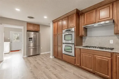 2201 Badger Lane Huntsville TX 77320