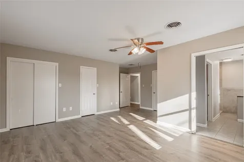 2201 Badger Lane Huntsville TX 77320