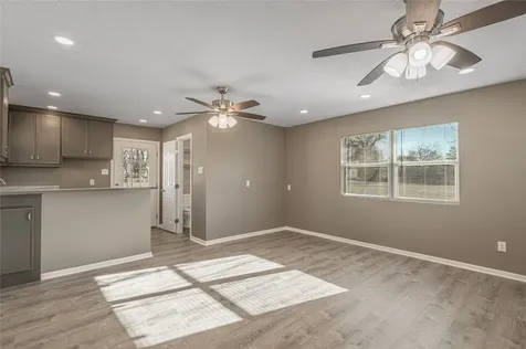 2201 Badger Lane Huntsville TX 77320