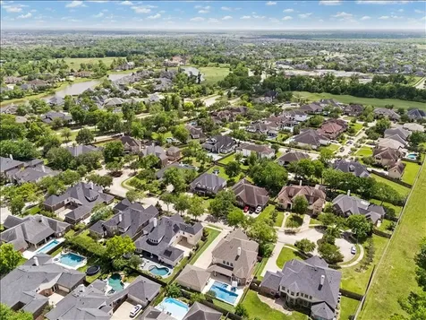9007 Avebury Stone Circle Missouri City TX 77459