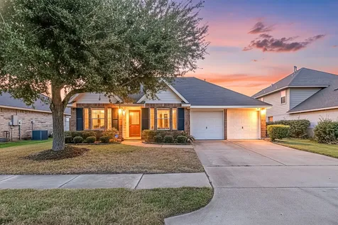 6107 Hubbell Drive Pearland TX 77584