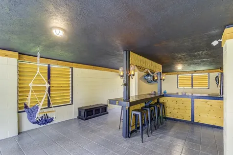 2108 Knollwood Street Kemah TX 77565