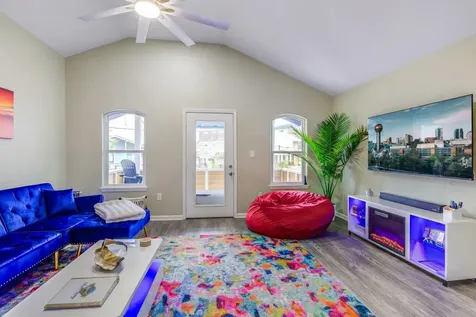 2108 Knollwood Street Kemah TX 77565