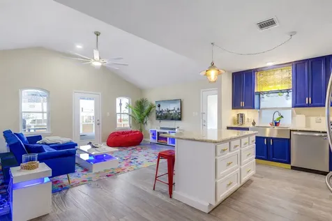 2108 Knollwood Street Kemah TX 77565
