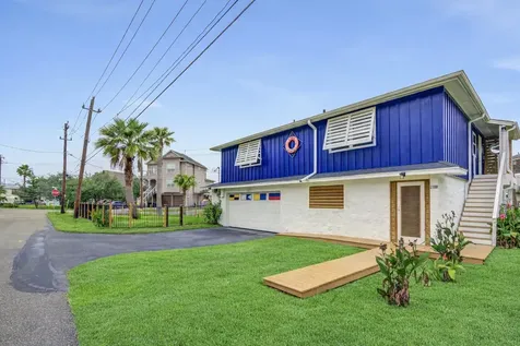2108 Knollwood Street Kemah TX 77565