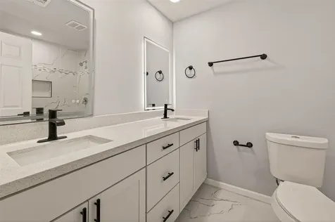 5674 Hazen Street Houston TX 77081