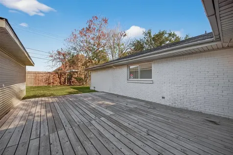 5674 Hazen Street Houston TX 77081