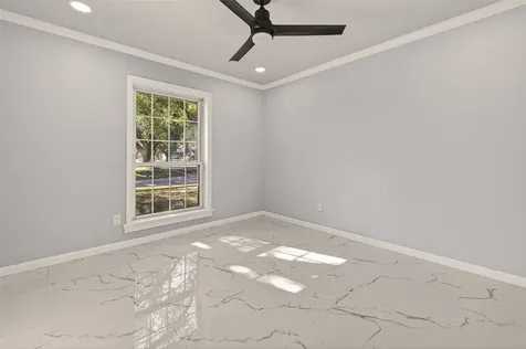 5674 Hazen Street Houston TX 77081