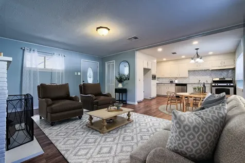 5907 Nancy Ann Street Houston TX 77009