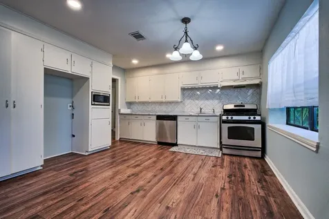 5907 Nancy Ann Street Houston TX 77009