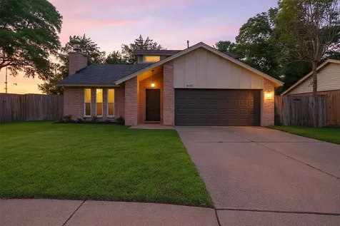 8250 Old Trail Drive Houston TX 77040