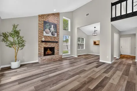 8250 Old Trail Drive Houston TX 77040