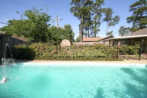 8175 Shenandoah Drive Beaumont TX 77706