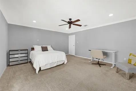 2379 Briarwest Boulevard 85 Houston TX 77077