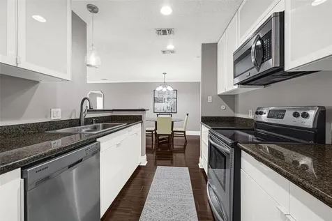 2379 Briarwest Boulevard 85 Houston TX 77077