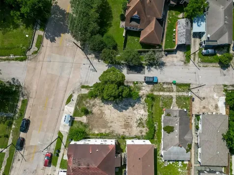 3301 Holman Street Houston TX 77004