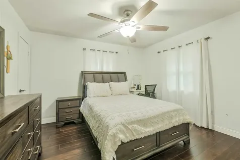 6806 Glen Rock Drive Houston TX 77087