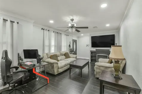 6806 Glen Rock Drive Houston TX 77087