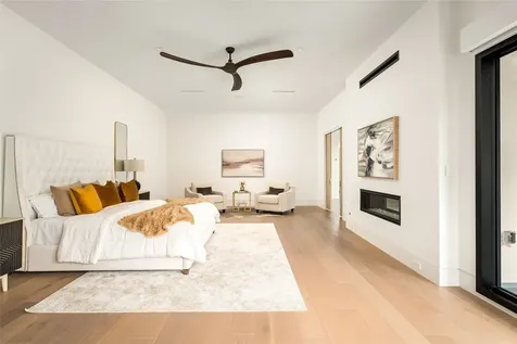 2006 Suffolk Drive Houston TX 77027