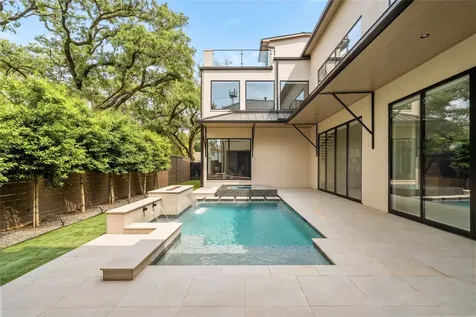 2006 Suffolk Drive Houston TX 77027