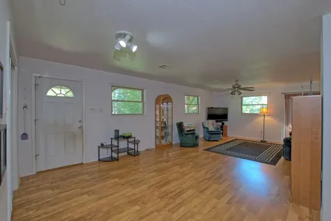360 Oakhill Road Hemphill TX 75948