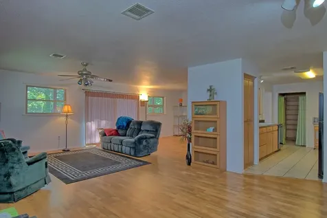 360 Oakhill Road Hemphill TX 75948
