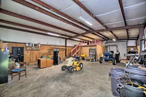 360 Oakhill Road Hemphill TX 75948