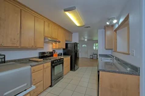 360 Oakhill Road Hemphill TX 75948
