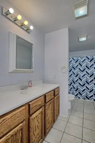 360 Oakhill Road Hemphill TX 75948