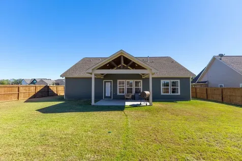 107 Fosters Branch Drive Schulenburg TX 78956