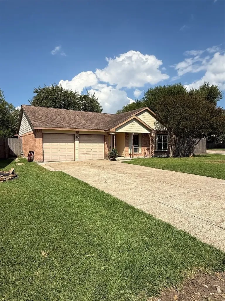 10941 Rosewood Court La Porte TX 77571