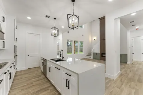 3709 Oak Court Montgomery TX 77356