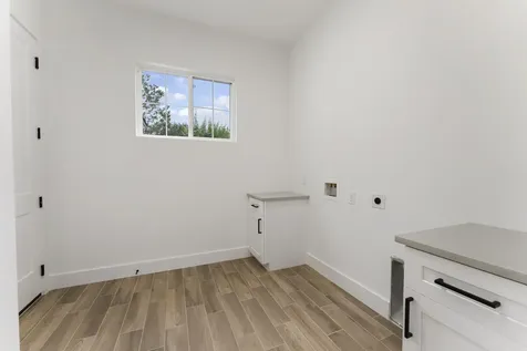 3709 Oak Court Montgomery TX 77356