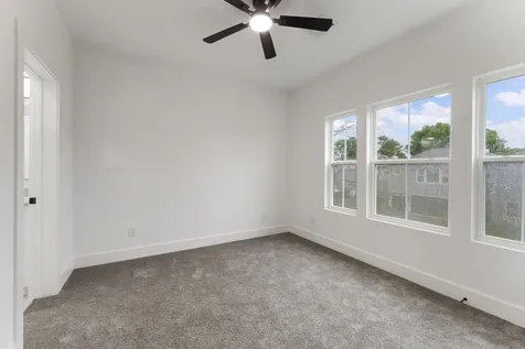 3709 Oak Court Montgomery TX 77356