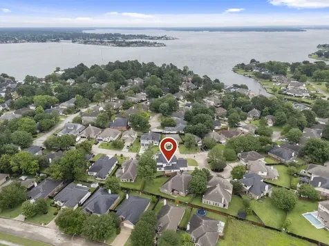 3709 Oak Court Montgomery TX 77356