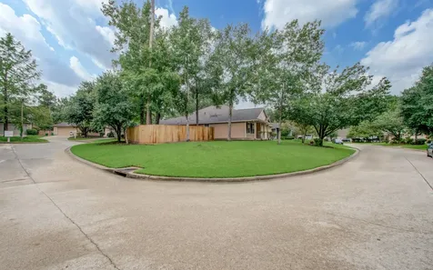 175 N Vesper Bend Circle The Woodlands TX 77382