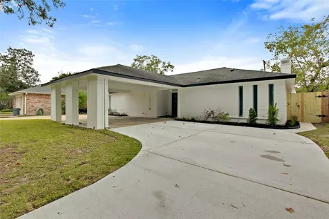 202 Brandywyne Drive Friendswood TX 77546