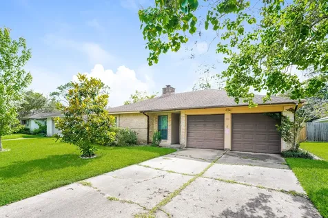 500 Stoneledge Drive Friendswood TX 77546