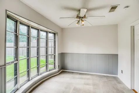 500 Stoneledge Drive Friendswood TX 77546
