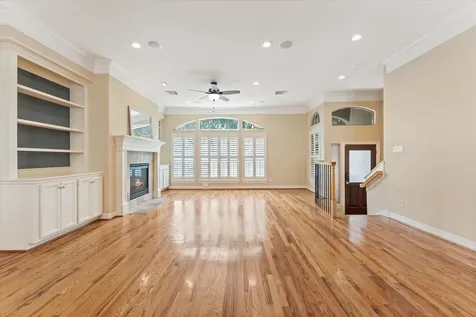 906 Reinicke Street Houston TX 77007