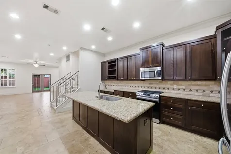 5929 Kansas Street Houston TX 77007
