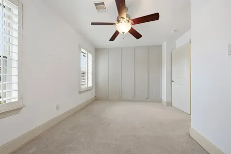 5929 Kansas Street Houston TX 77007