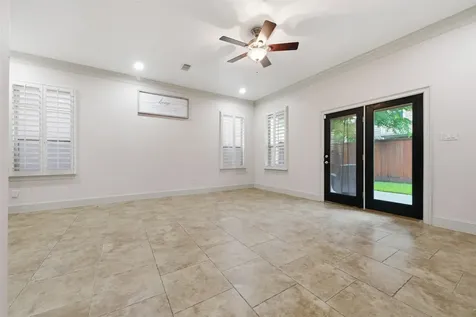 5929 Kansas Street Houston TX 77007