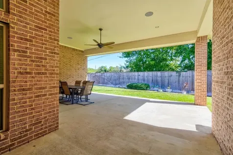 32219 Waterford Crest Lane Fulshear TX 77441