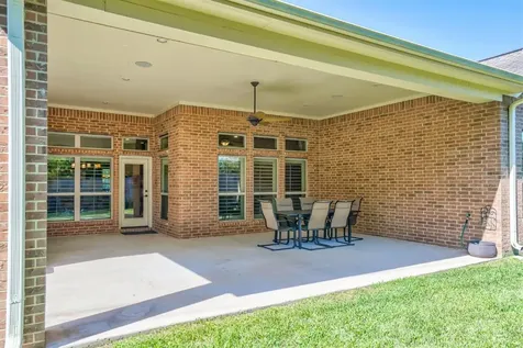 32219 Waterford Crest Lane Fulshear TX 77441
