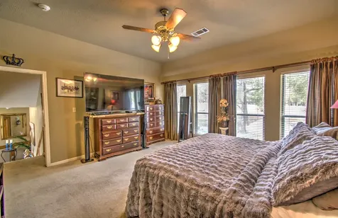 52 Cherry Hill Drive Conroe TX 77304