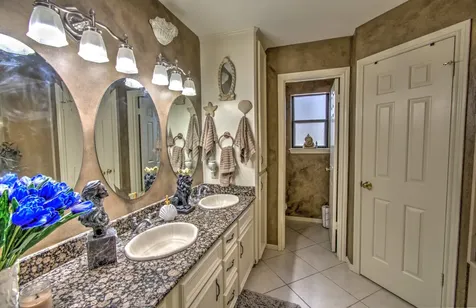 52 Cherry Hill Drive Conroe TX 77304